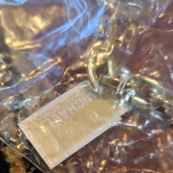 Michael Kors Chain Link Padlock Necklace 14k Gold Plated Stainless Steel NWT - Picture 11 of 16